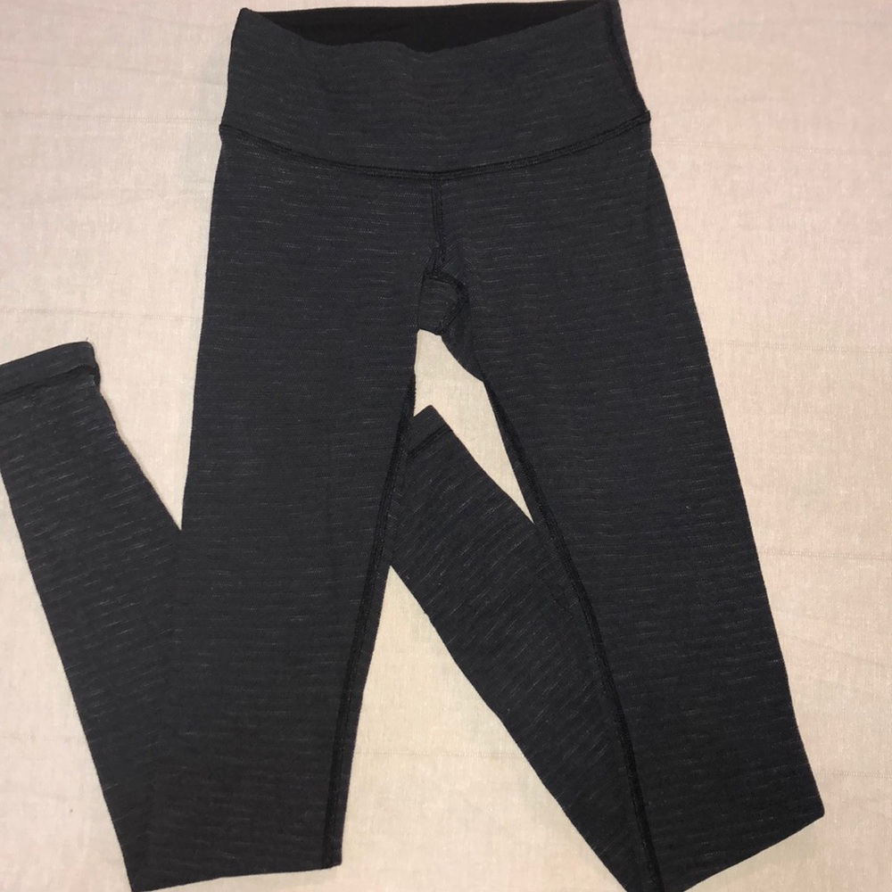 Lululemon Wunder Under leggings